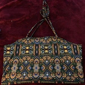 SHEIN Crop Top. Ties over the shoulders. 2xl.